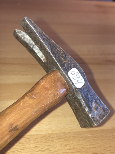 N°624 outillage outils