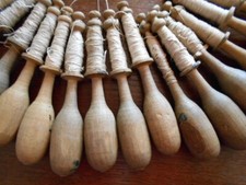 bobines en bois anciennes de dentelliere-42-avec fils