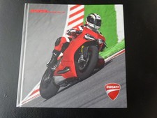 Catalogue/ brochure/ livre