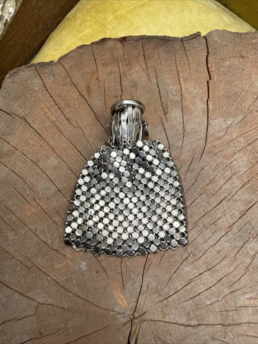 Ancienne aumônière métal - ancienne,