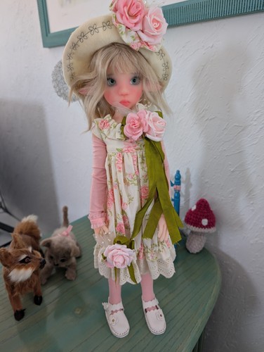 Kaye wiggs laryssa - laryssa, rose