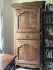 Bonnetière Homme debout