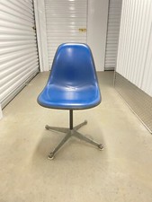  Herman Miller Swivel  Blue