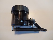 RESERVOIR DE LIQUIDE DE FREIN POUR MAÎTRE-CYLINDRE RADIAL BREMBO
