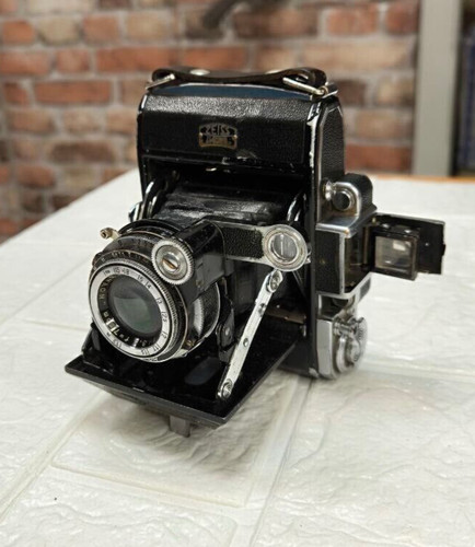 Camera zeiss ikon - zeiss, ikonta
