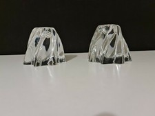 Paire de bougeoirs en cristal