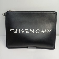 Sac pochette en cuir GIVENCHY