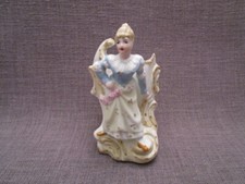 Sujet-vase ancien en biscuit