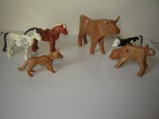 Playmobil vintage 6 pièces  1 vache (1 corne cassée ) 2 veaux 2 poneys ,1 chien 