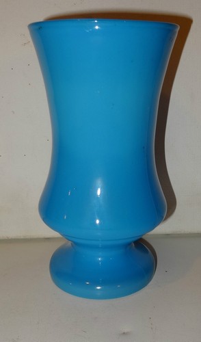 Vase opaline moulee - opaline,