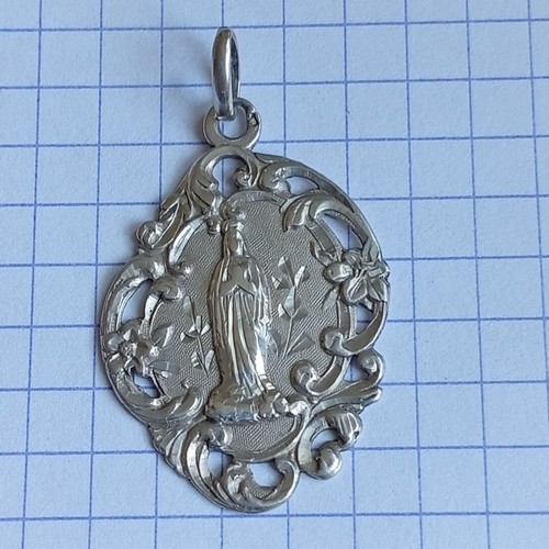 Grand pendentif médaille - grand, art