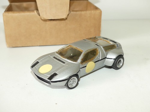 Maserati bora gr4 aile - maserati,