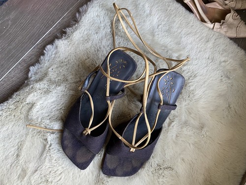 Chaussures talons noeuds - À,