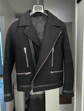 Perfecto Sandro en Laine