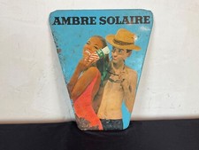 Plaque PUBLICITAIRE NON EMAILLE Vintage pin up ambre solaire
