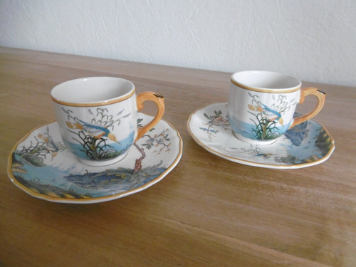 Deux tasses cafe faience - deux, a