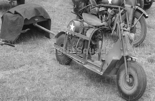 Ww2 picture photo cushman - ww2,