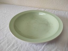 Ancien Plat creux en céramique vert 25cm de diamètre par 4cm de haut