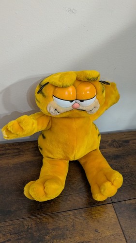 Vintage garfield plush - garfield,