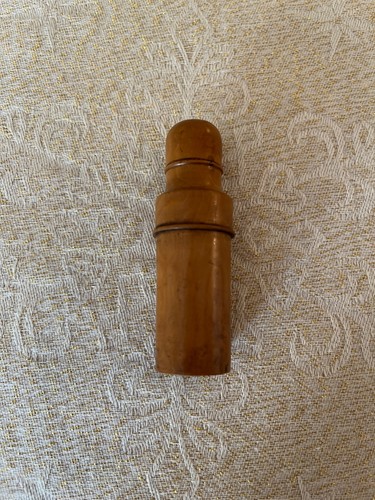 Ancien petit étui - en, buis
