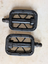 Paire de pédales plates vélo ville VTT plastique Noir FP-810