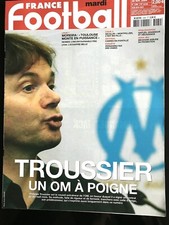 FRANCE FOOTBALL 30/11/2004; Olympique de Marseille; Toussier/ Moreira/ Nicollin