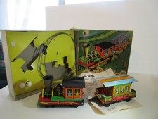 TRAIN ELECTRIQUE A PILE WAMOO  - ORIGINAL - JOUET ANCIEN