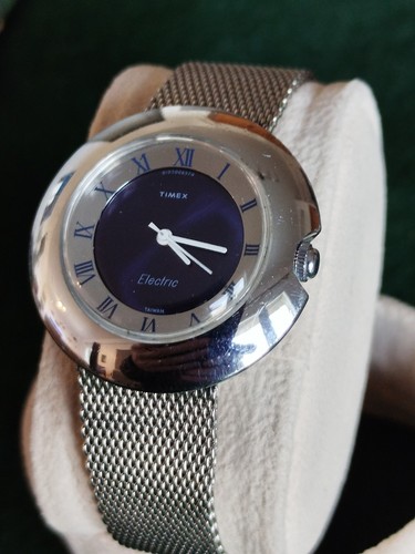 Montre vintage 1974 timex - ,