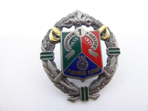 Insigne militaire 1 - -,