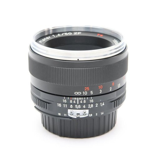 Carl zeiss planar 50mm - t*,
