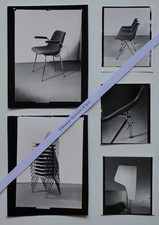 CINQ PHOTOGRAPHIES CHAISES POLYPROP, ROBIN DAY, HILLE - 1965