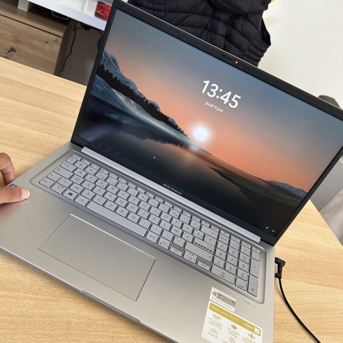 Portable asus vivobook - pc,