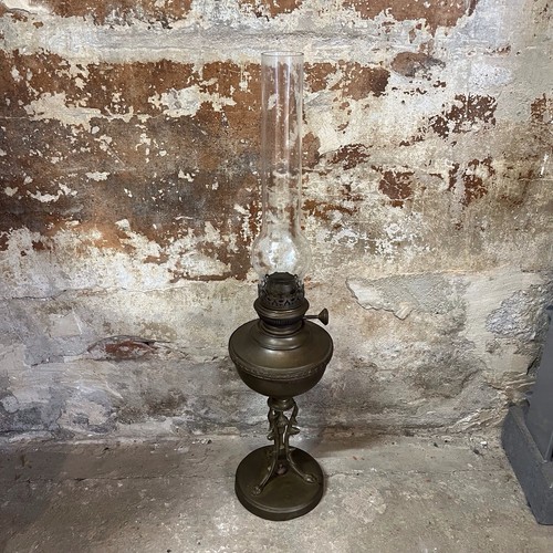 Ancienne lampe pétrole sur - à,