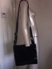 SUPERBE SAC EN CUIR D’AGNEAU IMITATION REPTILE ROBERT CLERGERIE 