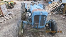 FORD FORDSON DEXTA TRACTOR
