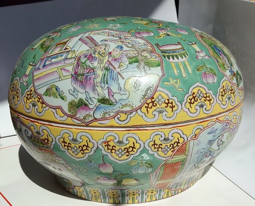 Large vintage chinese famille - large,