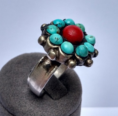 Ancienne bague tibétaine