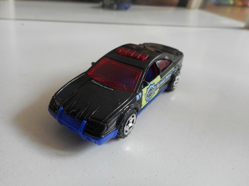 Matchbox police car highway - police,