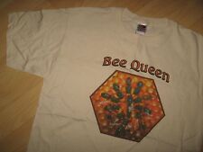 Bee Queen Tee - Beekeeper Drone Honey Hive Honeycomb Beehive Natural T Shirt Lrg