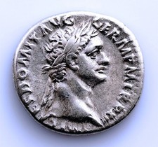 SC. Domitien de l'Empire romain. Denier, Rome 92-93 apr. J.-C. MBC+/VF+...