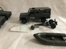 Solido: voiture, car, Land Rover Defender + remorque Zodiac IFOR. Armée