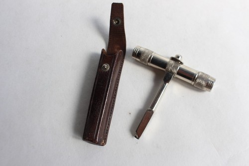 Ancien outil poche - outil,
