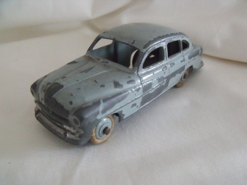 Dinky toys ford vedette - toys,