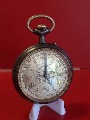 Belle ancienne grosse montre