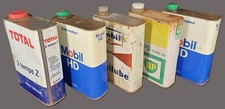 Lot de 5 anciens bidons