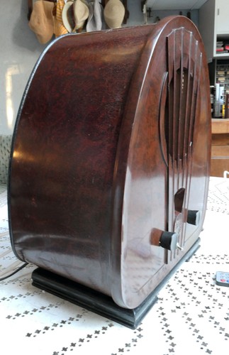 Ancienne radio tsf - radio, 834