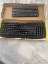 2 clavier sans fil neuf a lir