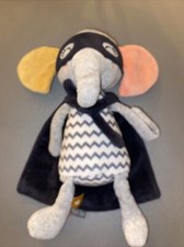 Doudou éléphant gris cape