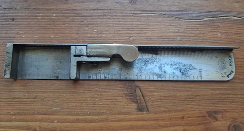 Ancien outil imprimerie - ancien,