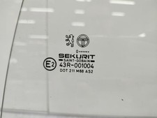 Vitre arriere gauche PEUGEOT